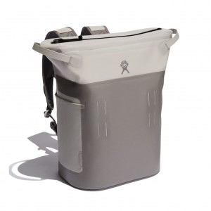 Hydro Flask 20 L Day Escape™ Pack Peppercorn | 0729658-HE